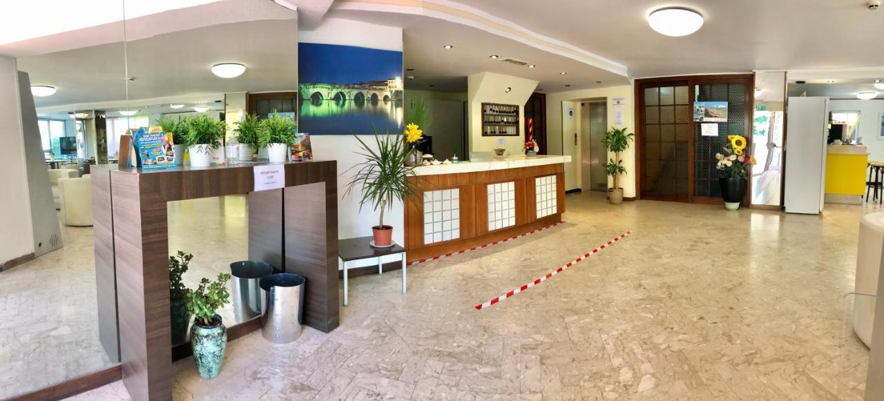 Hotel Naica Rimini Eksteriør billede