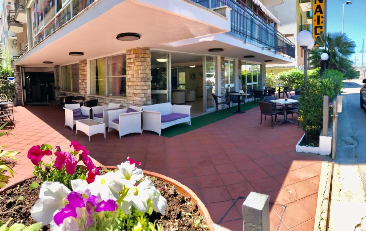 Hotel Naica Rimini Eksteriør billede