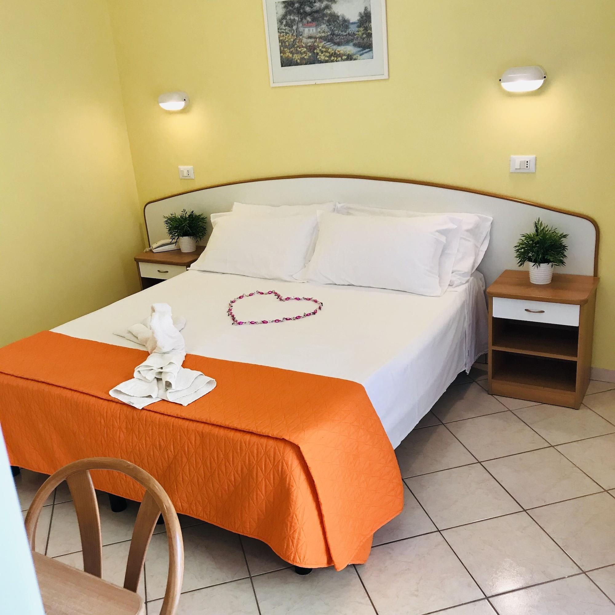 Hotel Naica Rimini Eksteriør billede